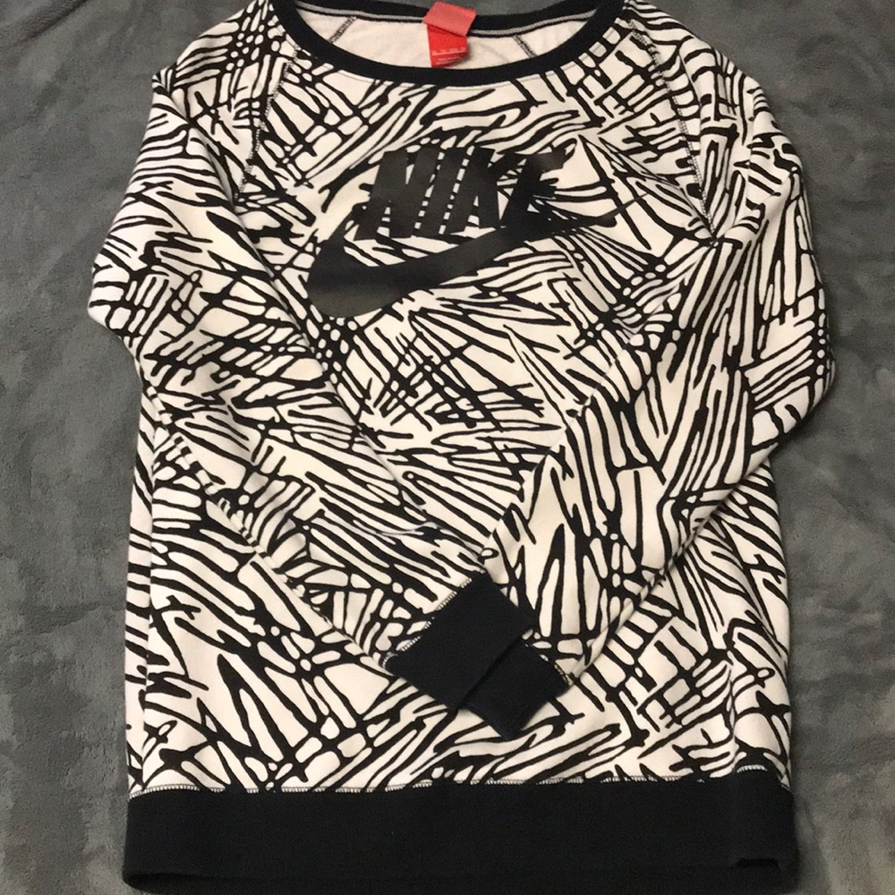 Nike sweater